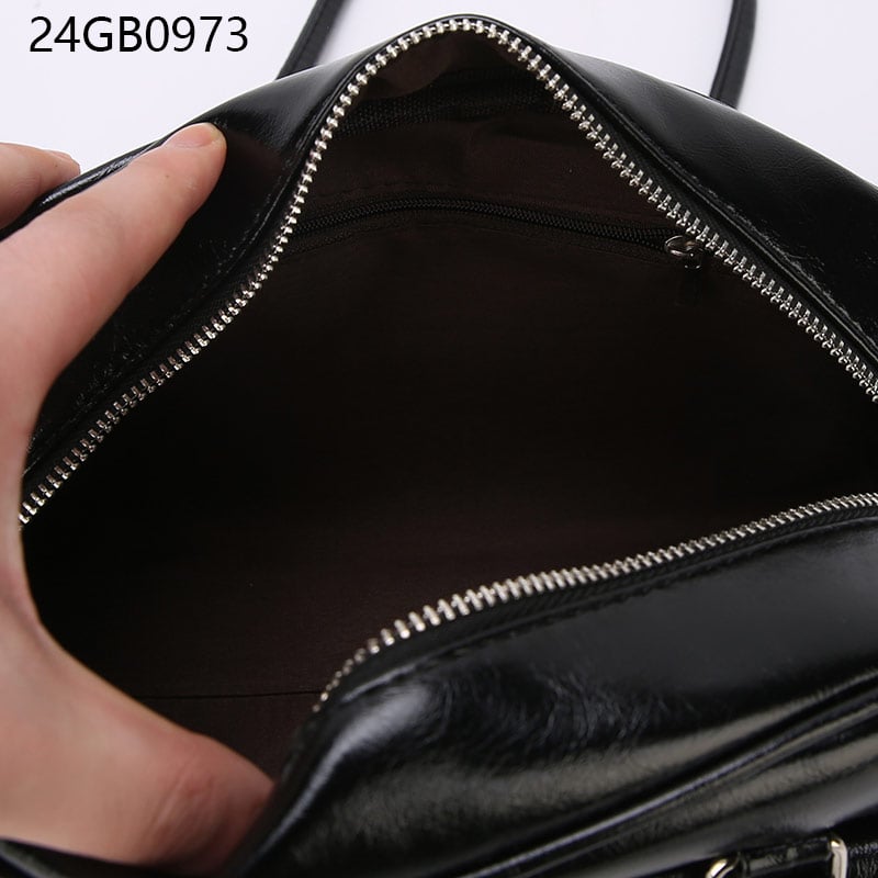 Underarm new fashionable single shoulder tote bag with large capacity and high-end feel, portable commuting bag