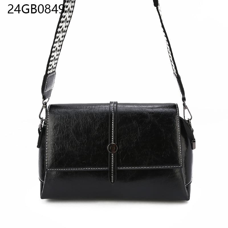 2024 autumn and winter fashion shoulder simple texture foreign style small square hand bags for women bag crossbody bag